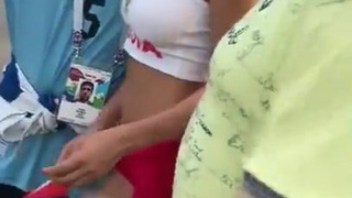 Natalia Football fan - Смотреть онлайн секс видео с горячей девушкой в футболке