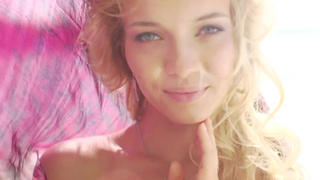 Смотреть онлайн эксклюзивное видео с NuArt