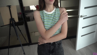 Дружба не помеха – страстный секс втроем с подругой