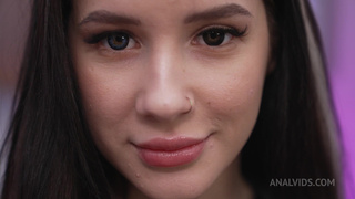 19-летние нимфоманки в жестком анальном сексе