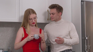 Горячее порно видео с развратной девушкой