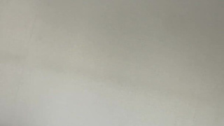 Горячая блондинка снимает секс на камеру