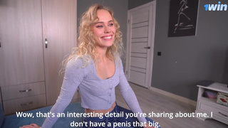 Студентка соблазнила на горячий минёт и обнажила грудь