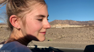Русская туристка в кабриолете: страстный минет и жесткий секс по дороге в Вегас