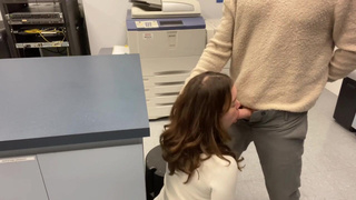 Секс на корпоративе — горячее видео для взрослых