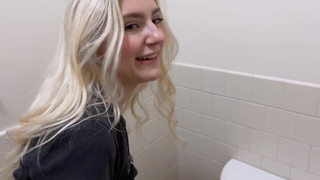 Горячий секс с Eva Elfie – эксклюзивное видео