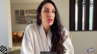 Секс с ремонтником пока мужа нет дома — страстный оргазм