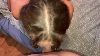 Смотреть онлайн: соседка кончает от мощного траха