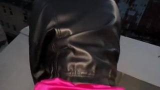 Горячая парочка трахается в метро – смотреть онлайн