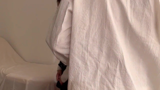 Смотреть онлайн горячее порно видео с анальным финишем