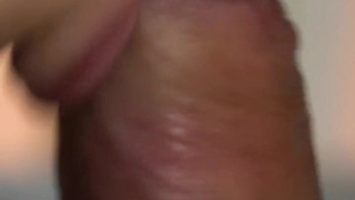 Искусный минетист доводит до оргазма за минуту