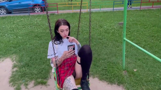 Страстный минет на крыше с доминированием