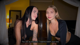 Горячее секс видео с двойным минетиком в HD