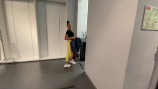 Горячее порно видео в магазине одежды