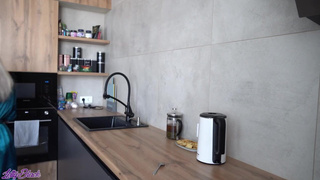 Как научить парня делать анилингус — дочь будет благодарна