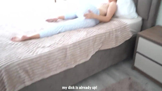 Проснулся от стонов мамы — не смог устоять