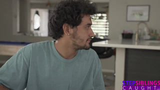 Порно видео с развратной сестрой смотреть онлайн