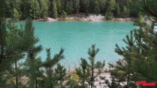 Экстремальное порно на природе – незнакомка в позе раком