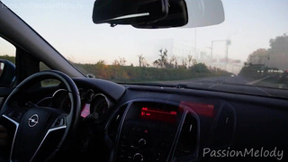 Страстная незнакомка сделала минет и обещает анал