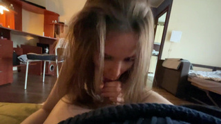 The whore Tera Lee decided to suck in the morning.mp4