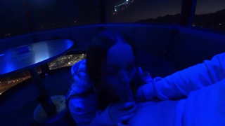 Секс в общественном месте – горячее порно с минетищем и страстными ласками