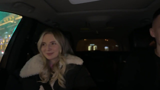 Смотреть горячее порно с таксистом и строптивой пассажиркой