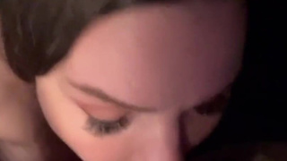 Sloppy blowjob in the car.mp4