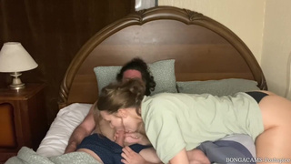 Жесткий секс с мачехой – слюнявый минет и страсть