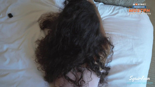 Сперма между ног после жесткого траха