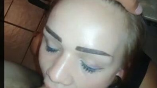 Невероятное глубокое минетистое порно видео