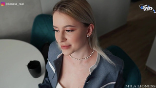 Горячее порно видео с страстным минетиком