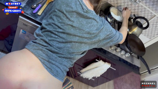 Страстный секс пока соседей нет