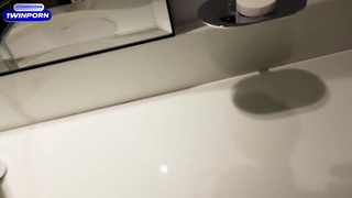 Реальное домашнее порно видео с развратной мачехой