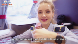 Секс с проводницей в поезде — эксклюзив