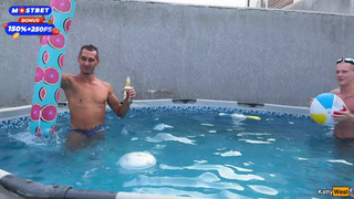 Горячее групповое порно с двойным проникновением