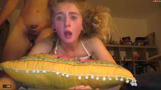 Страстный секс с подругой: жесткий трах и мощный оргазм