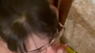 Украинская проститутка делает лучший минет в жизни клиента