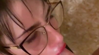 Украинская проститутка делает лучший минет в жизни клиента