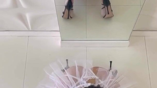 Порно видео: страстный секс с невестой