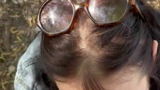 Горячая украинская брюнетка в лесном порно