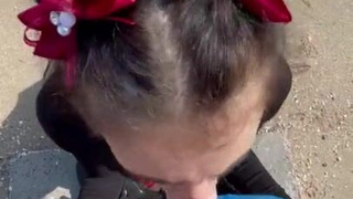 Горячее порно видео с развратной студенткой на пляже