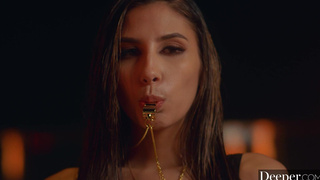 Большой черный член в душе - Домашнее порно видео с изменой