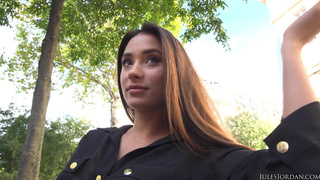 Liya Silver жесткий секс на свидании - смотреть онлайн