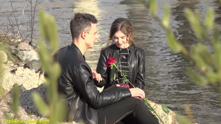 Секс на первом свидании – страстный анал с развратной девушкой