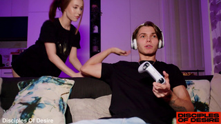 Горячее порно видео с страстной девушкой смотреть онлайн