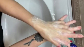 Смотреть онлайн секс в ванной HD