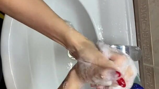 Смотреть онлайн секс в ванной HD