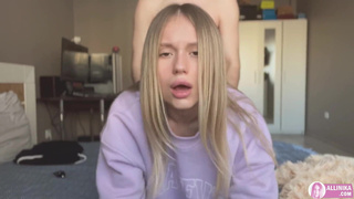 Секс в трусиках – возбуждающая сцена с Аллинике