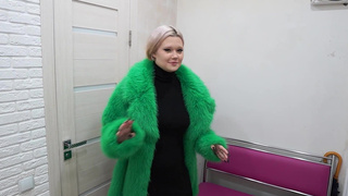 Смотреть онлайн жесткий секс с развратной девушкой