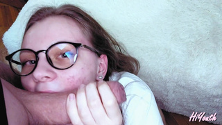 Секс видео онлайн: минетистка Лама Грей кончает на лицо